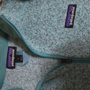 Patagonia Women's Teal Zip-Up Sweater